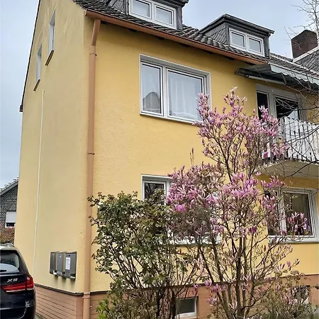 Duesseldorf Messe And Airport, 2-bedroom With Kitchen And Garden Duisburg