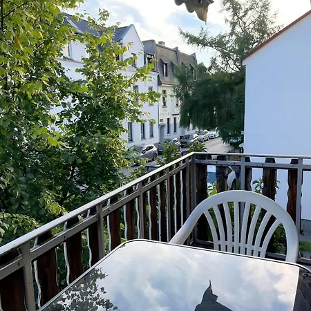 Duesseldorf Messe And Airport, 2-bedroom With Kitchen And Garden 杜伊斯堡